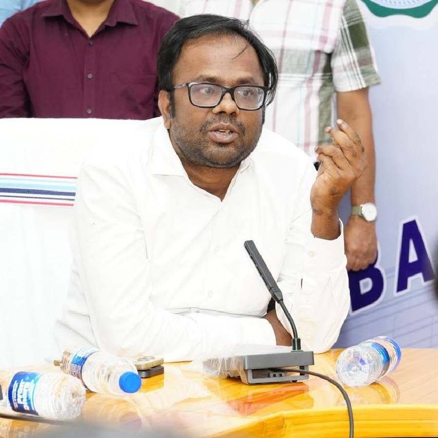 TMC MP Samirul Islam\\\'s demand for inclusion of Kurmali-Rajbanshi language in the eighth schedule is rejected, attack on the center
