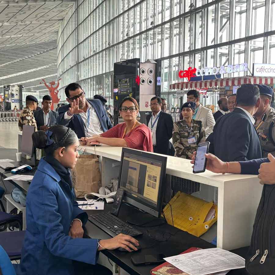 An official from the Ministry of Civil Aviation inspected IndiGo's services in Kolkata