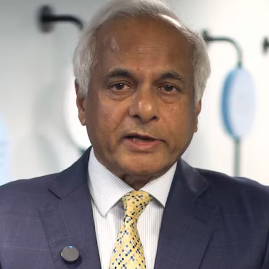 IndiGo chief apologises for service issues and denies several complaints against the airline dgtl