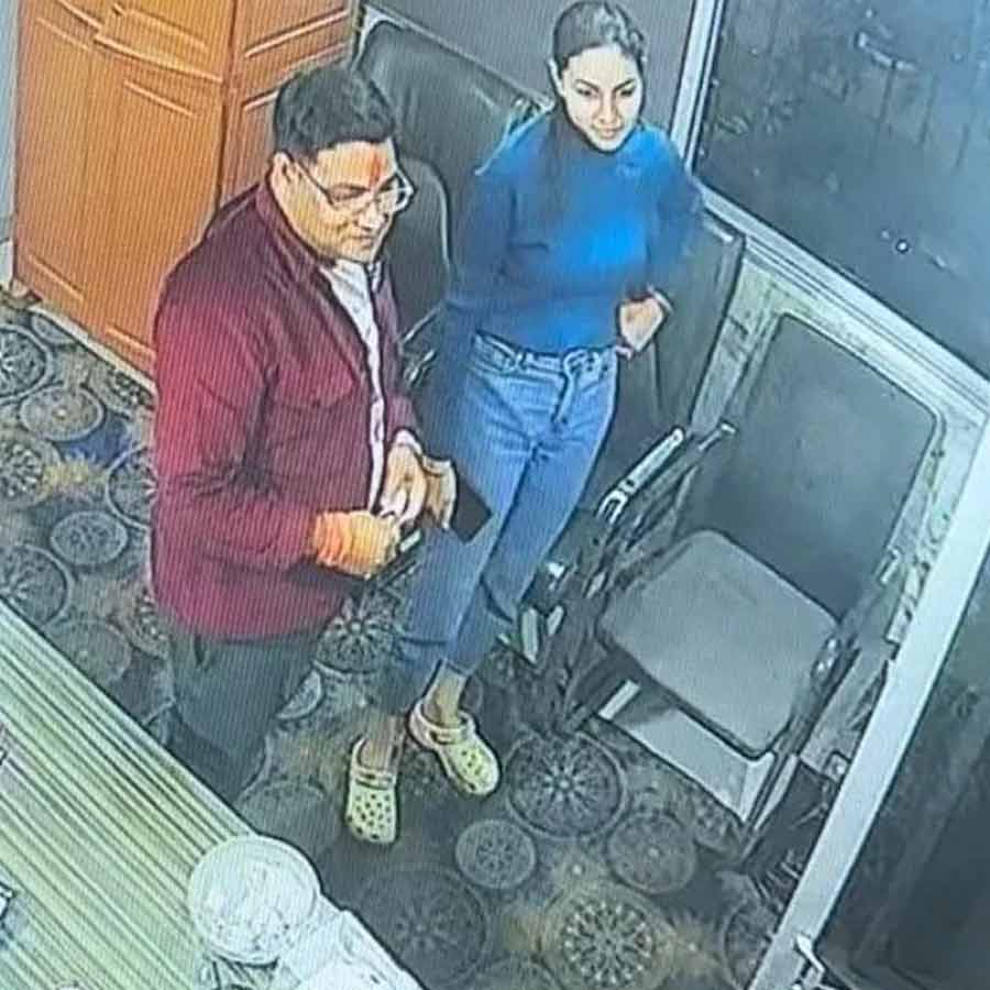 Who is Chhattisgarh DSP Kalpana Verma, accused of cheating businessman boyfriend