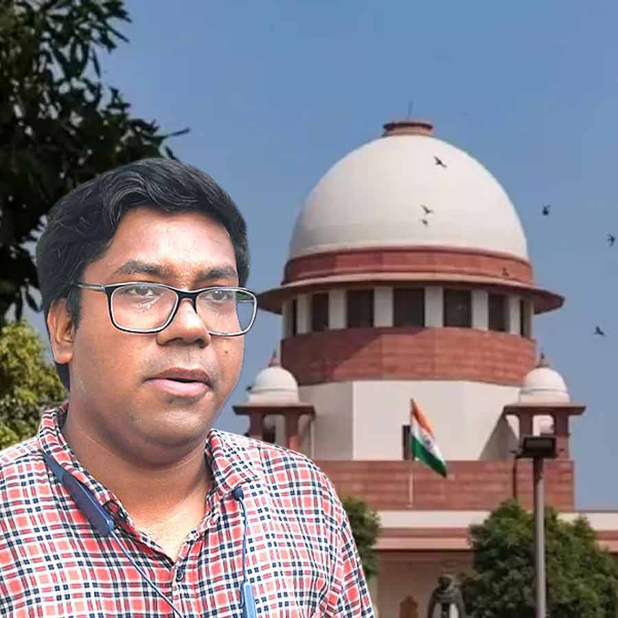 সুপ্রিম কোর্টে স্বস্তি পেলেন অনিকেত মাহাতো।