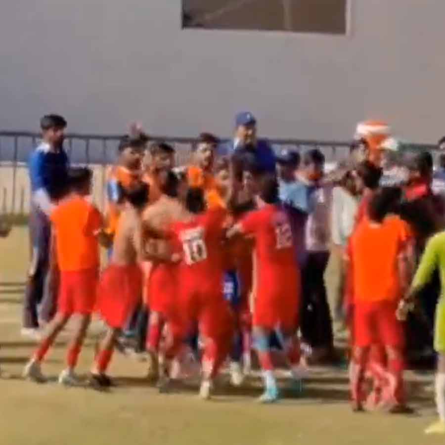 Footballers and officials injured after clash during football match in Karachi