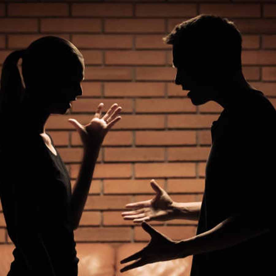 Bride spots mystery woman in her wedding album and reveals shocking discovery dgtl