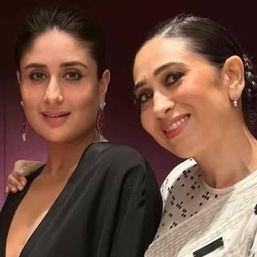 Kareena Kapoor Khan and Karisma Kapoor