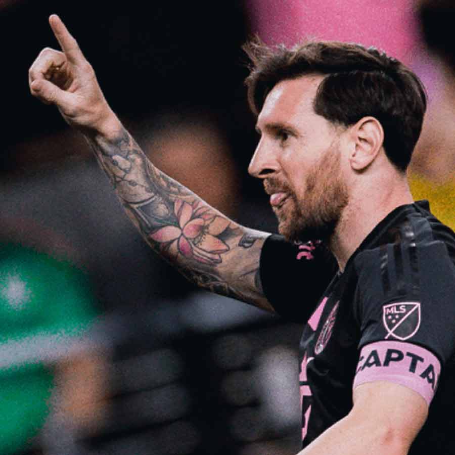 মেসির উল্কিপ্রীতির ঝলক।