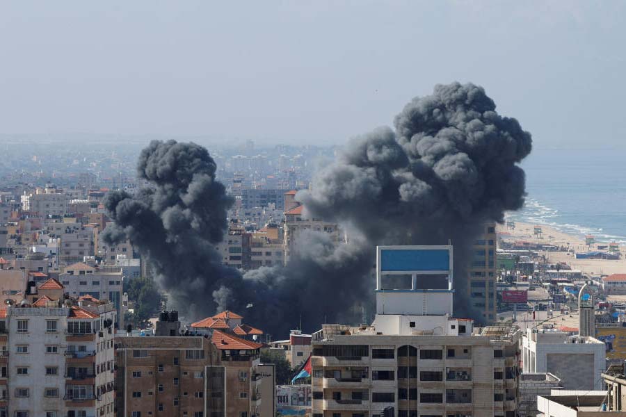 Israel plans to annex Gaza as IDF chief says yellow line of ceasefire plan is new border of Tel Aviv 