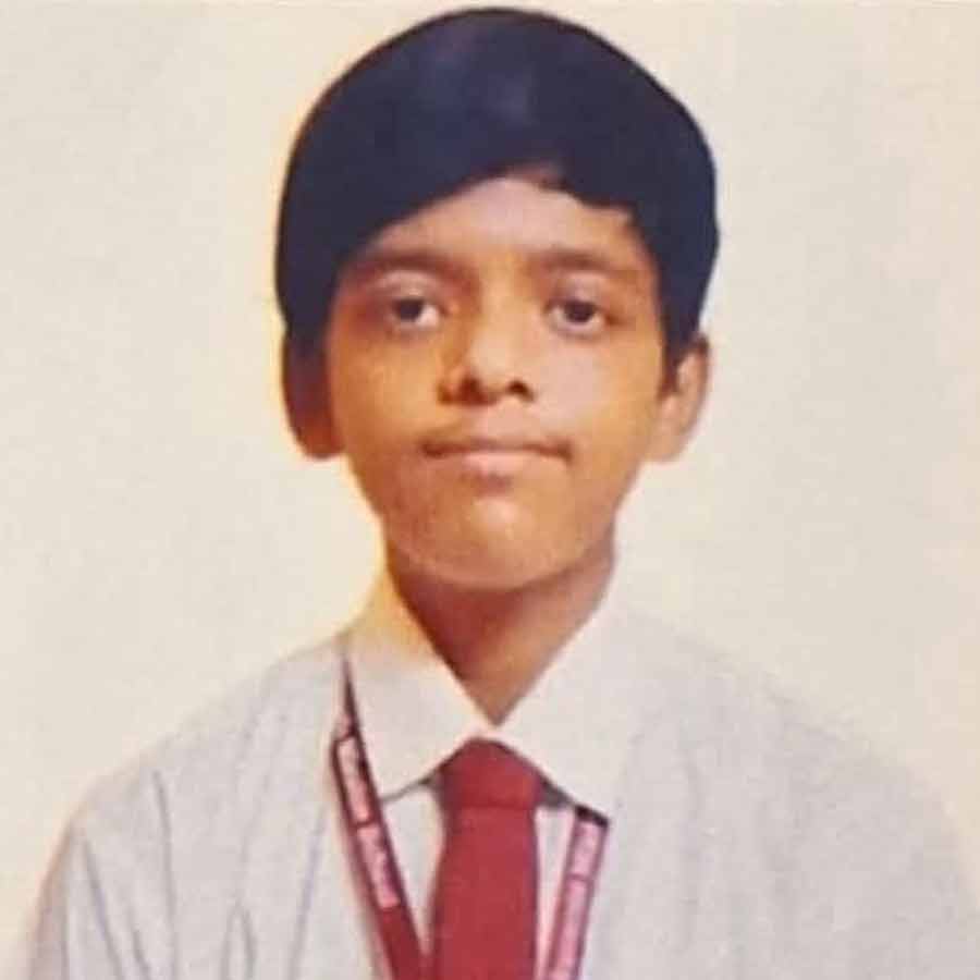 Class nine student reportedly missing in Sakherbazar while returning to home from tution dgtl