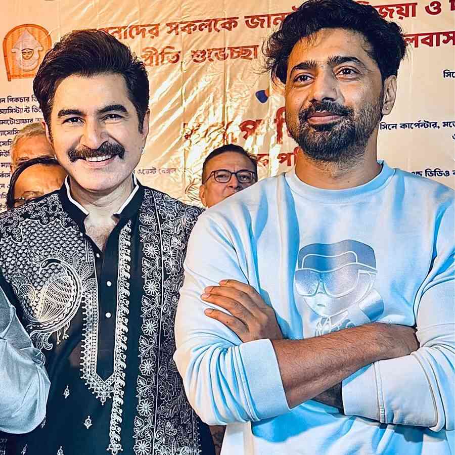 জোটে ফিরছেন জিৎ-দেব?