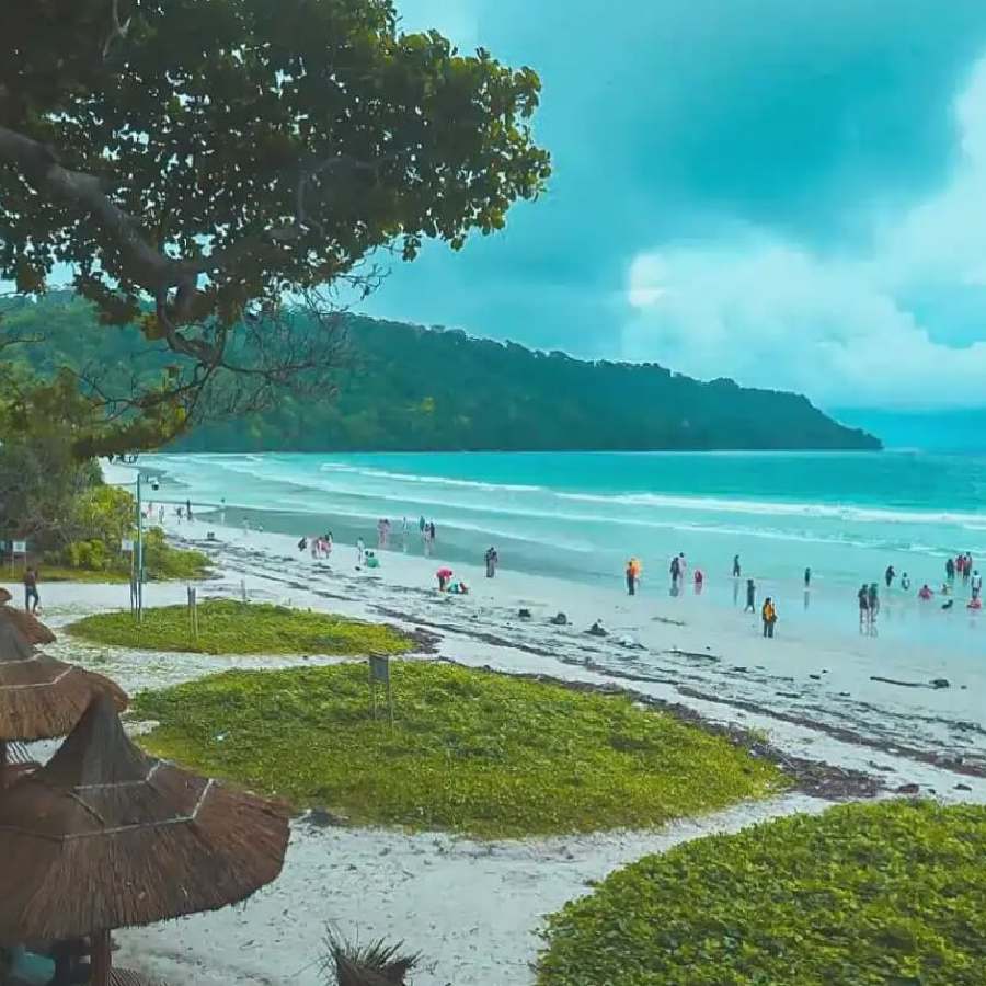 হ্যাভলকের রাধানগর সৈকতটি ছবির মতো সুন্দর।