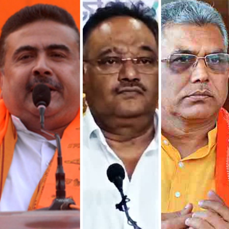 (বাঁ দিক থেকে) শুভেন্দু অধিকারী, শমীক ভট্টাচার্য এবং দিলীপ ঘোষ।