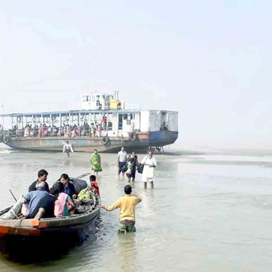 মুড়িগঙ্গা নদী।