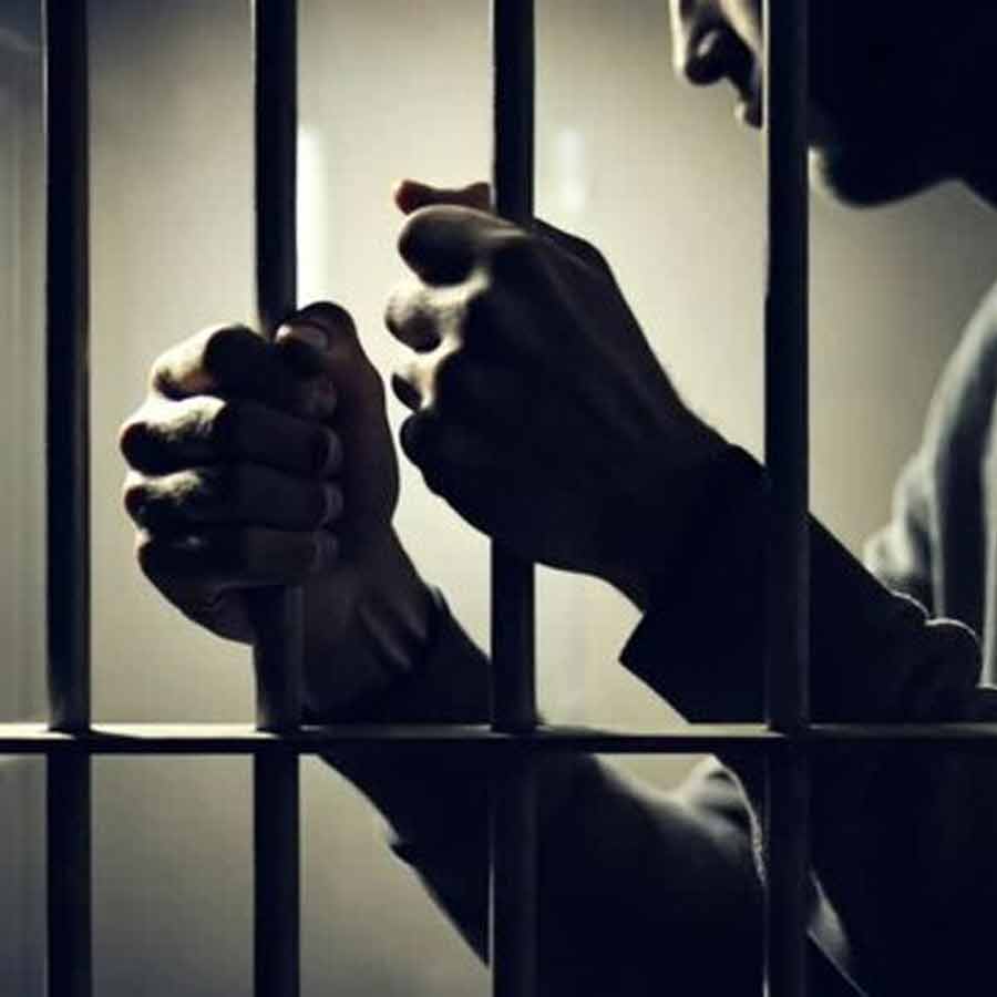 Madhya Pradesh cops allegedly caught student and frame him in false case