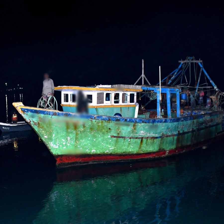 Trawler and 11 fishermen sunk by Bangladesh Navy return to Namkhana on tuesday dgtld