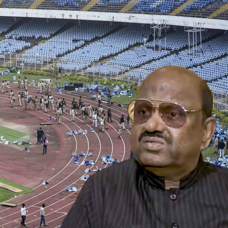 সিভি আনন্দ বোস।