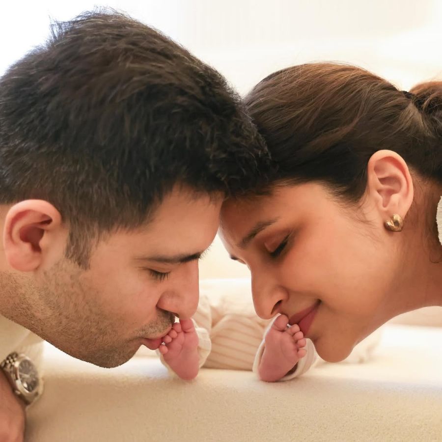 ছেলের সঙ্গে রাঘব-পরিণীতি। 