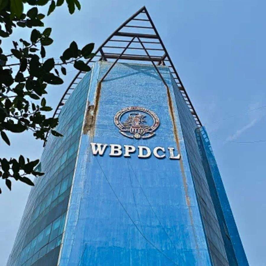 Experienced Engineers and Managment personnels can be Executive Director in West Bengal Power Development Corporation Limited  Dgtl