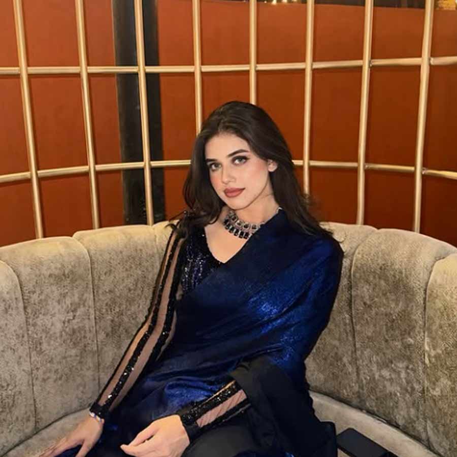 who is Sarsarahat Girl