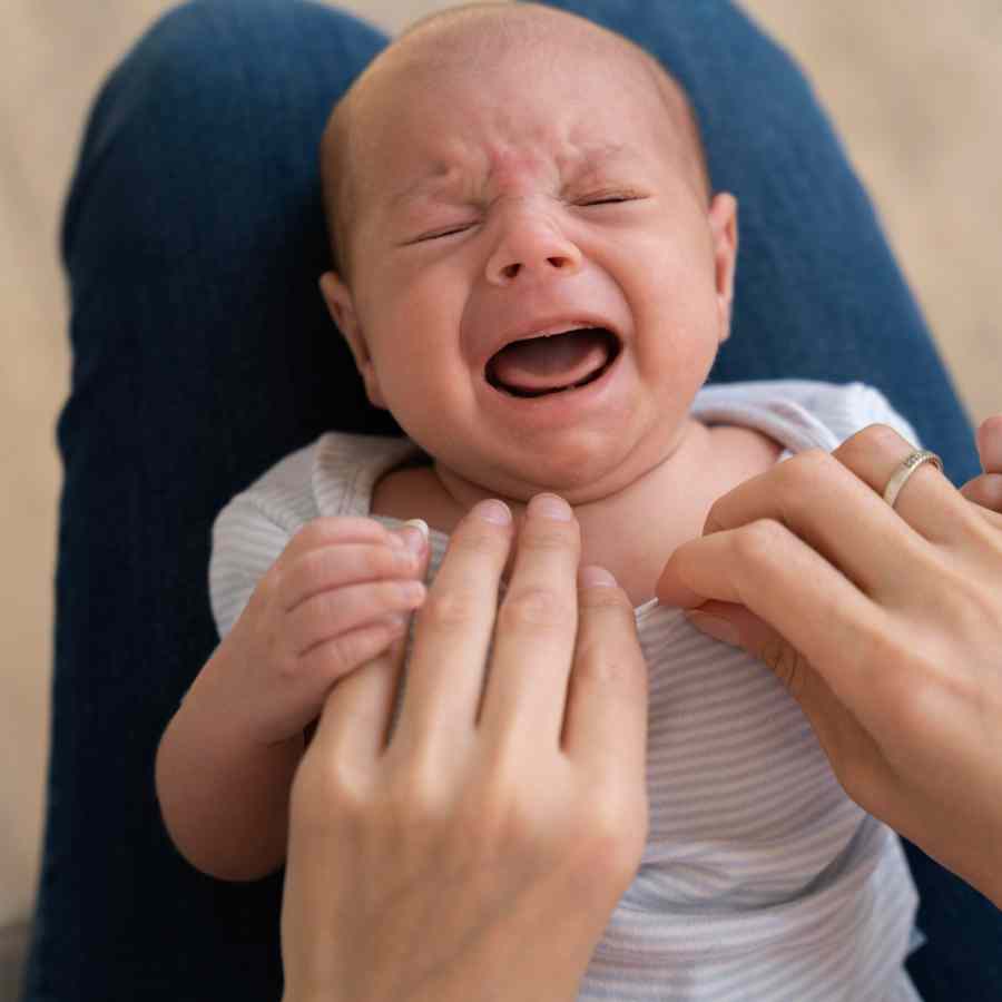 জন্মের পরেই কান্না কেন ভাল?