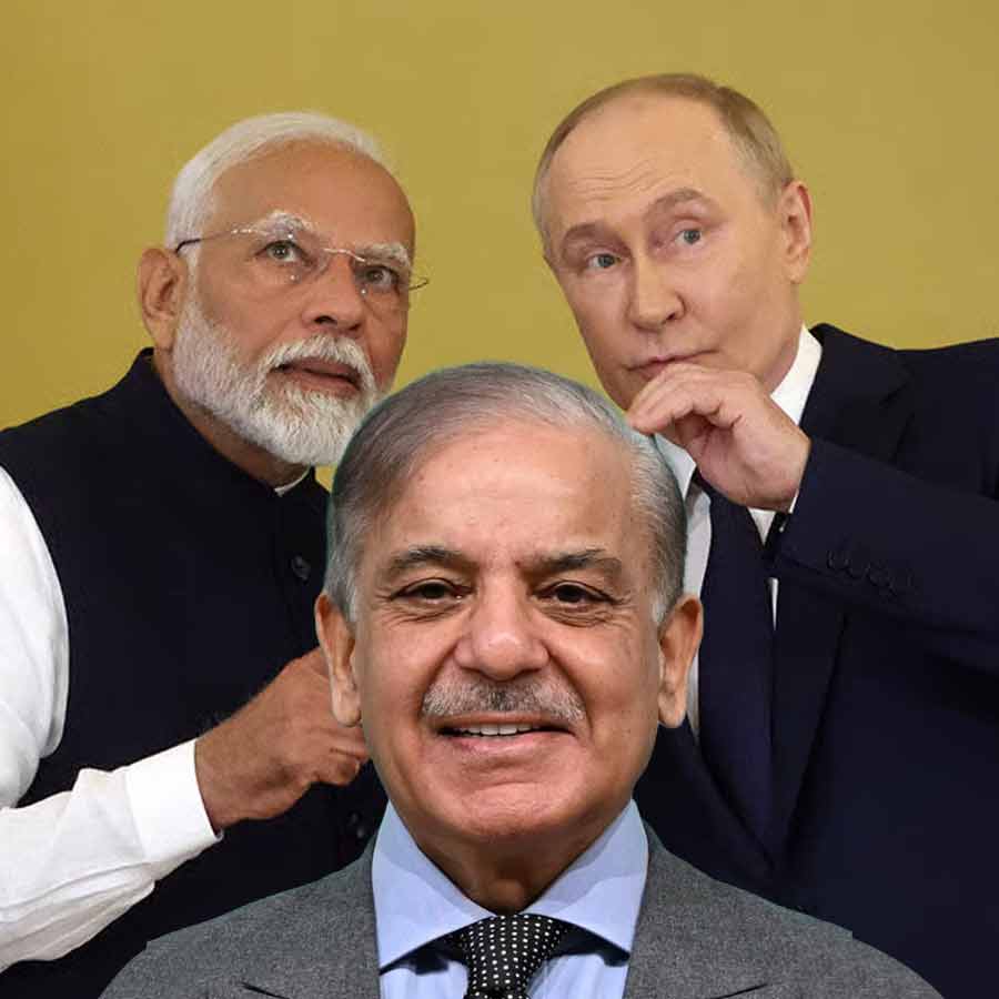 Pakistan seeks oil deal with Russia, is it a big diplomatic failure of India