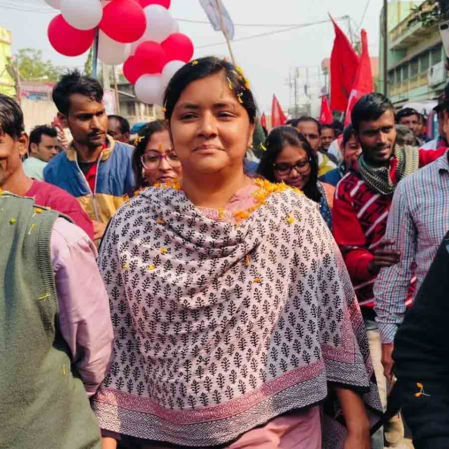 ‘ বাংলা বাঁচাও যাত্রা’র পথে সিপিএম নেত্রী মীনাক্ষী মুখোপাধ্যায়।