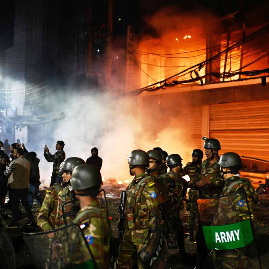 Youth leader Sharif Osman Hadi’s Death Sparks Protests in Dhaka, See Unrest in Pictures