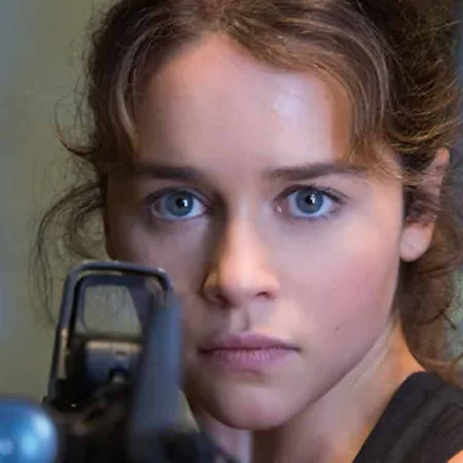 All need to know about actress Emilia Clarke and how she fights with brain aneurysm during shooting of Game of Thrones