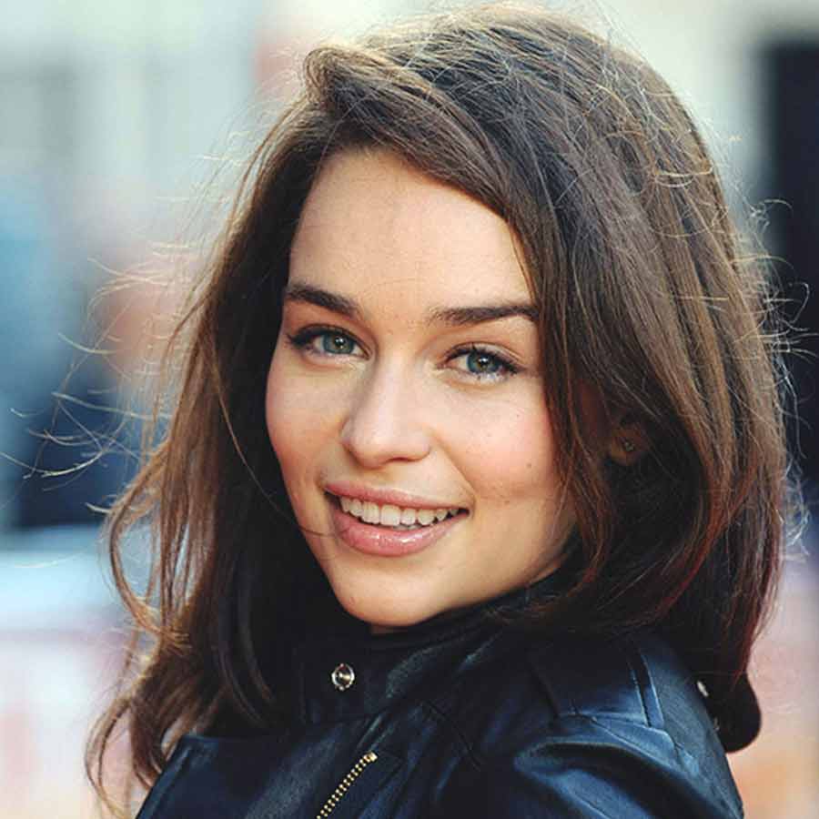 All need to know about actress Emilia Clarke and how she fights with brain aneurysm during shooting of Game of Thrones