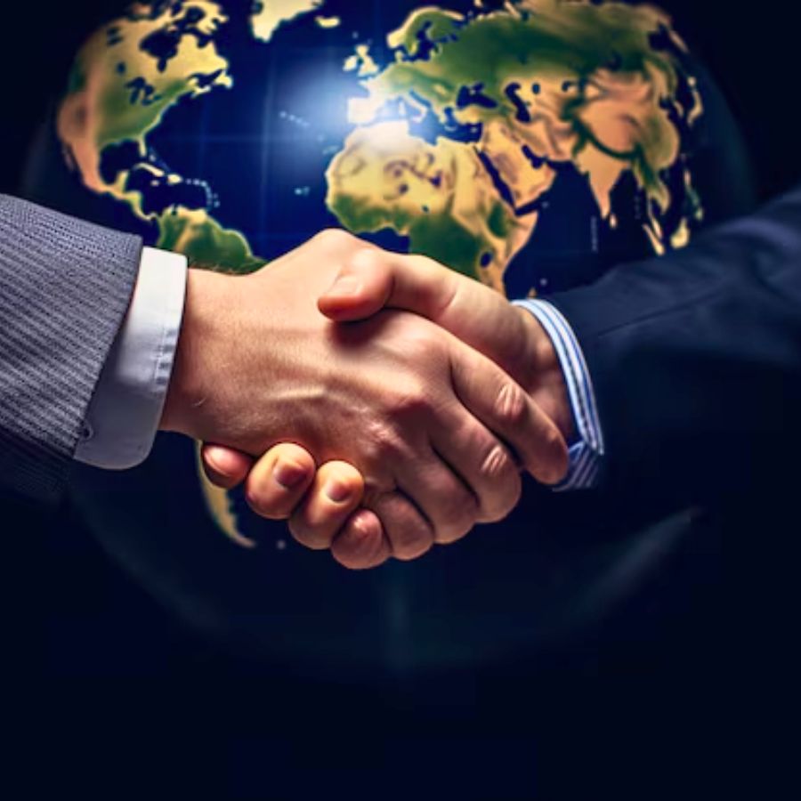 How to become International Relations Specialist, check the career prospects Dgtl