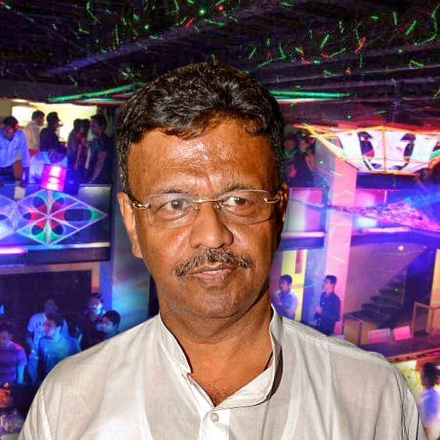 KMC Mayor Firhad Hakim admits that legal hurdles are the main obstacle to bring commercial clubs into the fold