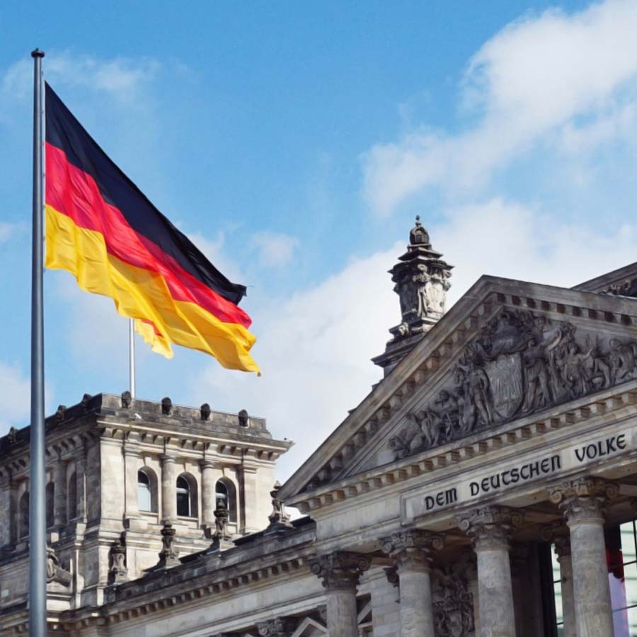 Around 24 thousand companies shutting down in 2025 amid corporate bankruptcy hits a decade high in Germany 