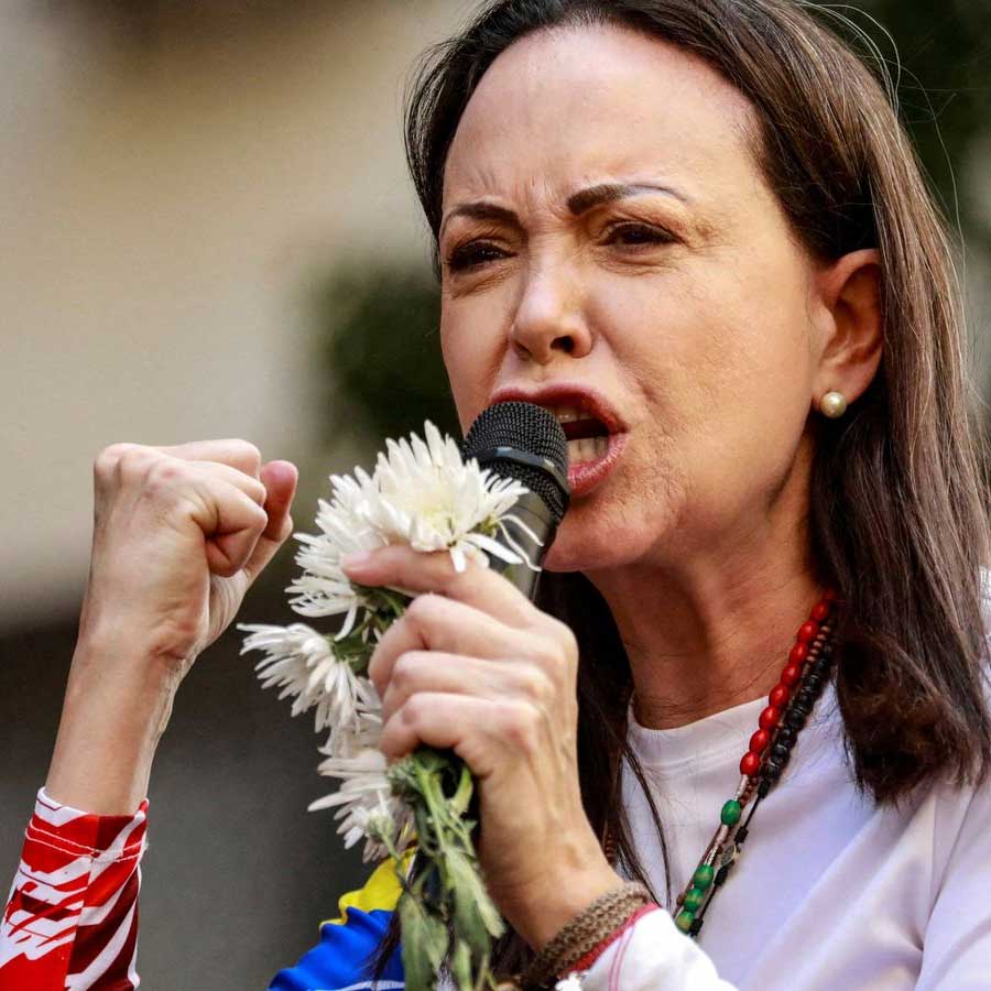 How did Nobel Peace Prize winner Maria Corina Machado flee from Venezuela 