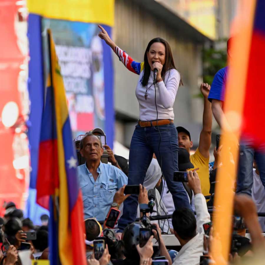 How did Nobel Peace Prize winner Maria Corina Machado flee from Venezuela 