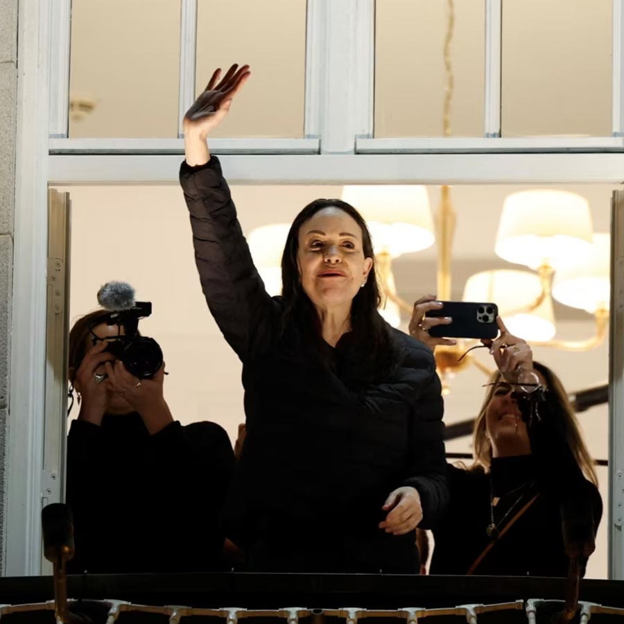 How did Nobel Peace Prize winner Maria Corina Machado flee from Venezuela 