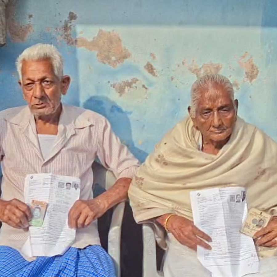 Old man and woman in Asansol became dead at draft electoral roll dgtld