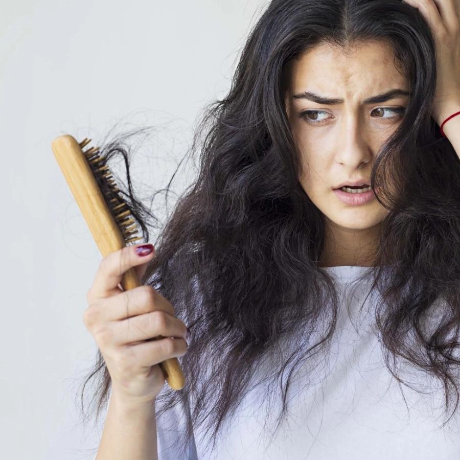 5 Reasons why you can face huge seasonal hairloss in winter and how to not let it happen dgtl