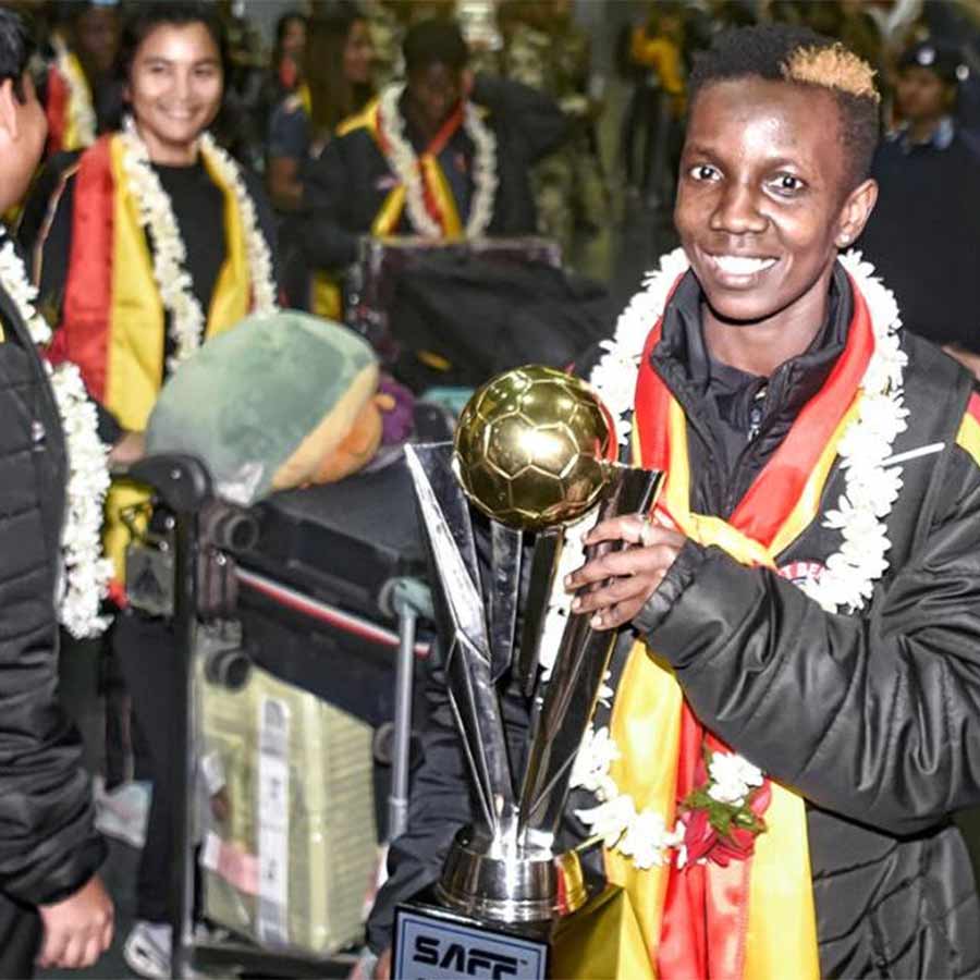 East Bengal players were welcomed with emotion and enthusiasm