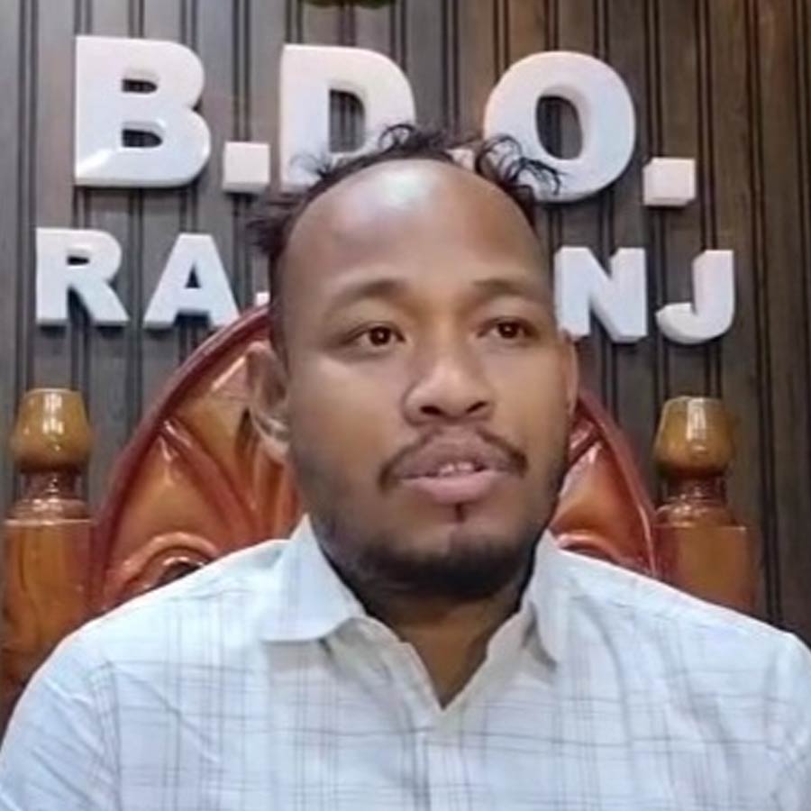 Calcutta High Court rejects anticipatory bail of Rajganj BDO Prashant Barman in Duttabad gold merchant case