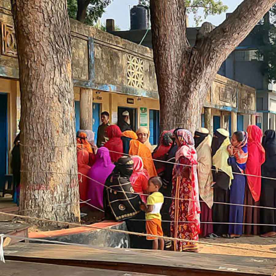 Bangladesh Election Commission wants to hold fair and free election