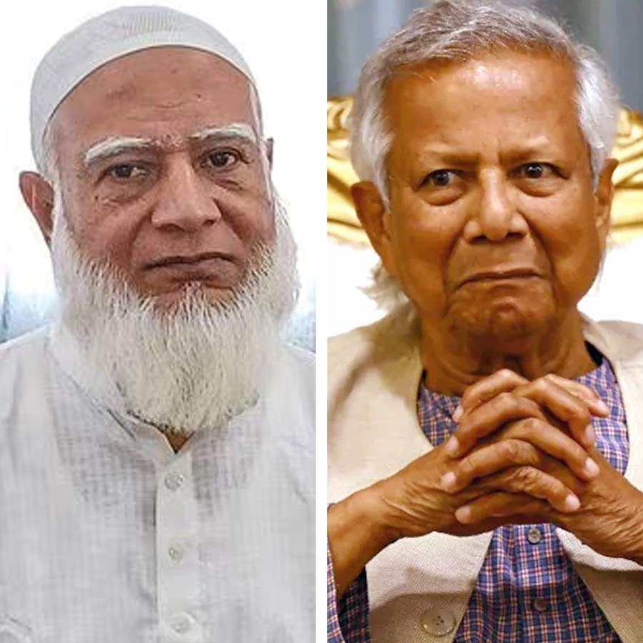 (বাঁ দিকে) জামাত প্রধান শফিকুর রহমান এবং মুহাম্মদ ইউনূস (ডান দিকে)।