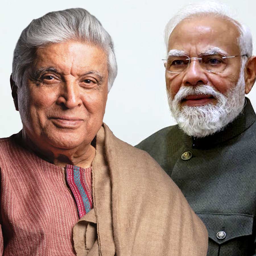 মোদীকে নিয়ে প্রশংসা জাভেদের।