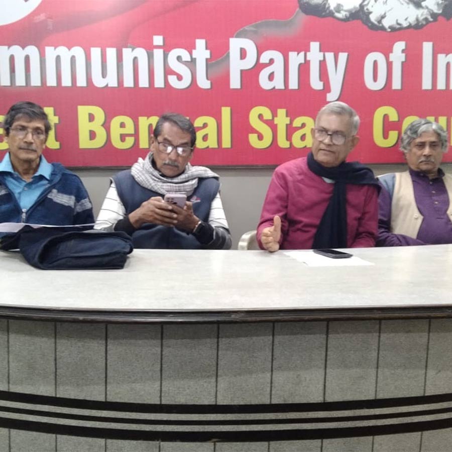 ভূপেশ ভবনে সিপিআইয়ের রাজ্য নেতৃত্ব।