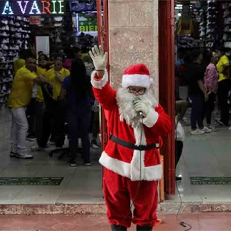 Delhi Police claims, religious sentiments are hurt, Saurabh Bharadwaj and two other AAP leaders booked for Santa Claus political skit dgtl