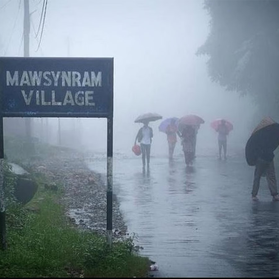 বায়ুদূষণের ফলে মেঘালয়ের মৌসিনরাম এলাকায় বৃষ্টিপাত কমছে।