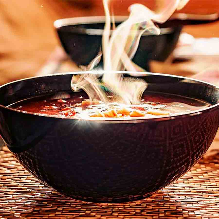 Consuming very hot meals is not healthy