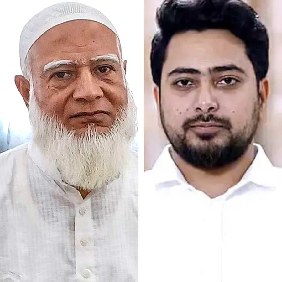 (বাঁ দিকে) জামাতের প্রধান শফিকুর রহমান এবং এনসিপি নেতা নাহিদ ইসলাম (ডান দিকে)।