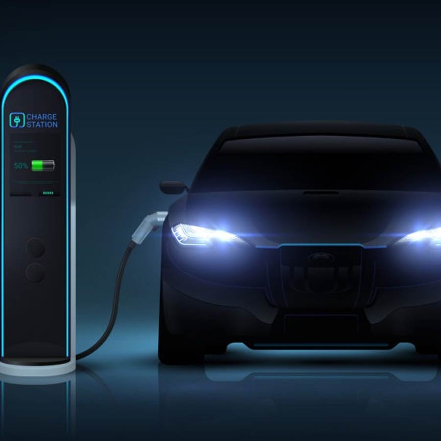 Why did China filed complaints in WTO on Solar and IT sector of India 