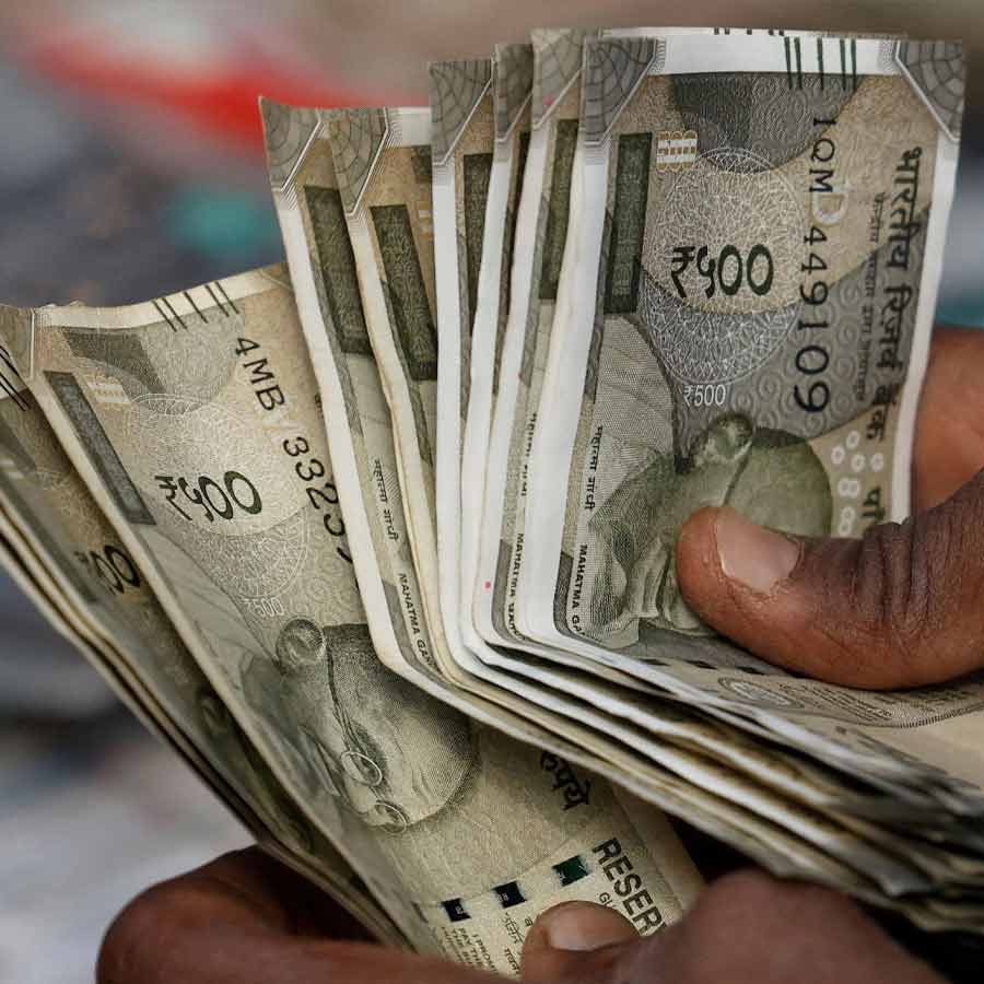 Indian economy is suffering from Dutch Disease as manufacturing sector is lagging behind, a big concern for Modi Government