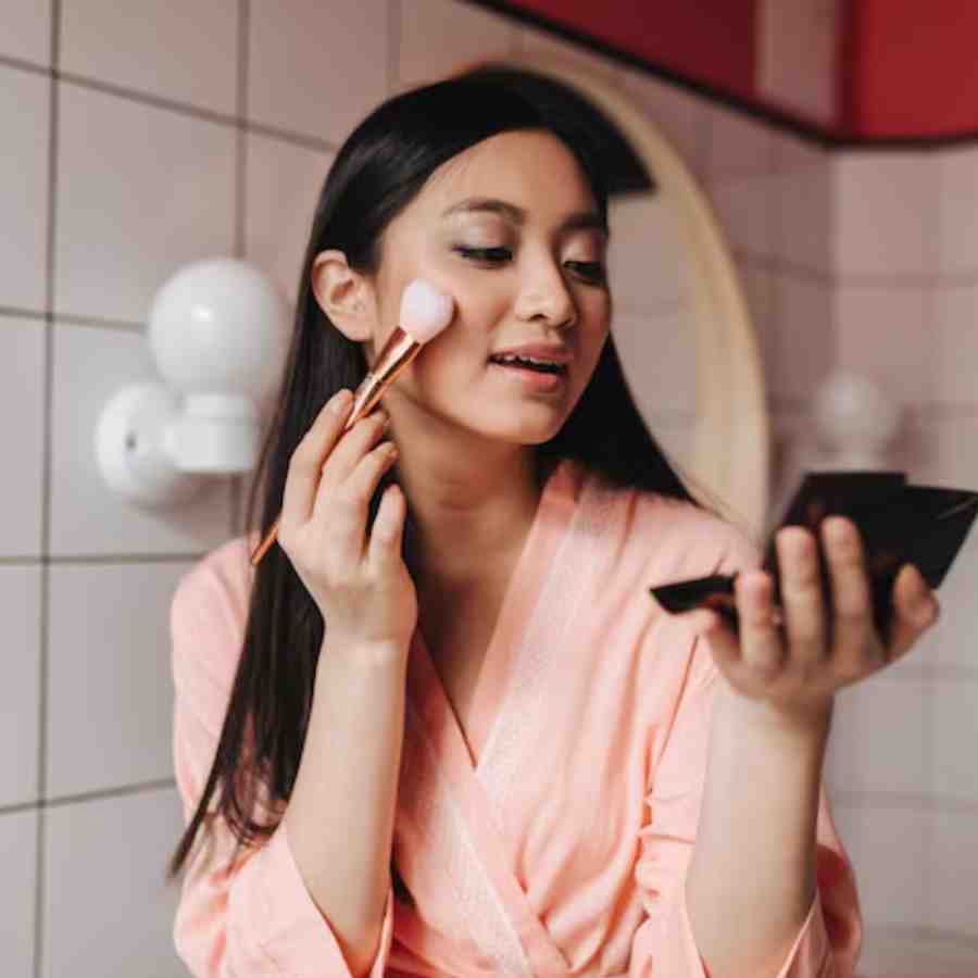 Makeup tips for New Year Party dgtl