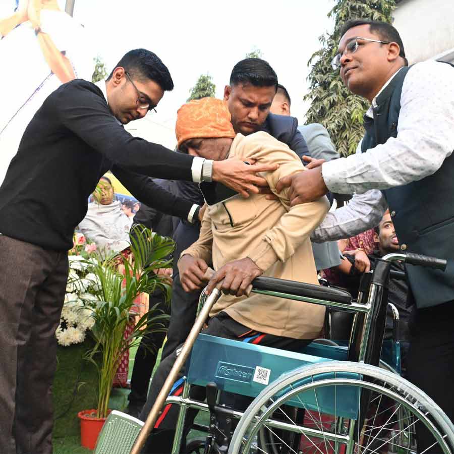 Abhishek Banerjee visited Bishnupur Sebaashray camp on Monday