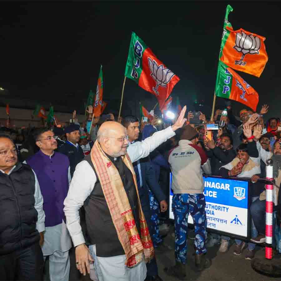 Union Home Minister Amit Shah holds organizational meeting with West Bengal BJP leaders dgtl